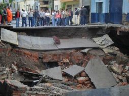 Carreteras y avenidas de Colima sufrieron graves daños por el paso del huracán. EL UNIVERSAL  /