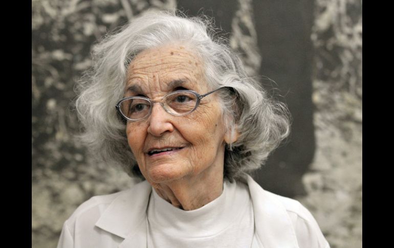 La galardonada destaca además por su labor investigadora sobre la literatura de su país. EFE  /