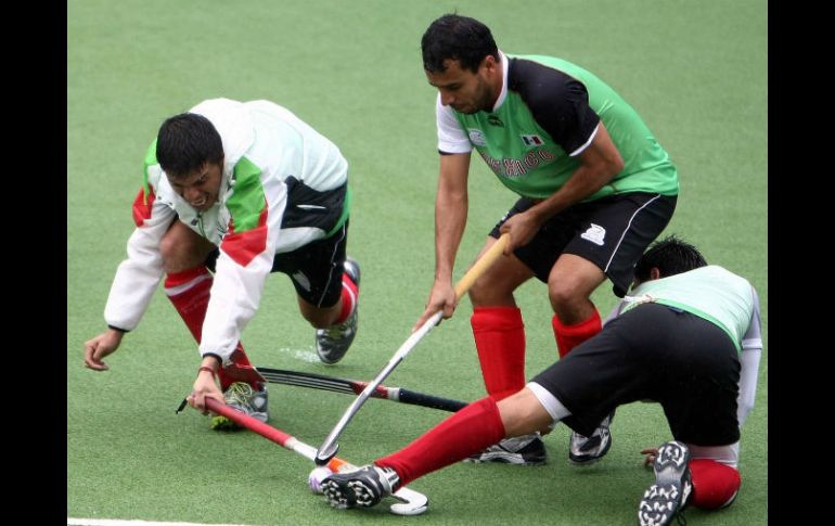 Mexicanos empatan contra Chile. MEXSPORT  /