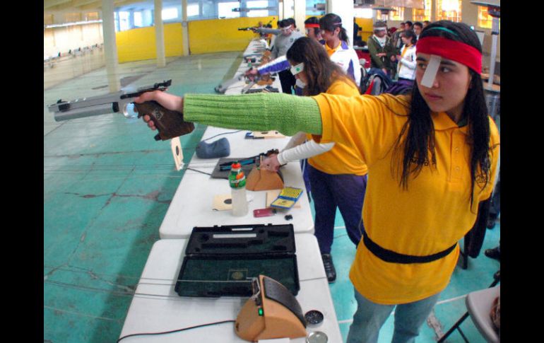 Las prácticas de Tiro Deportivo para la rama varonil tendrán una duración de 60 minutos. ARCHIVO  /