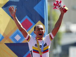 Marlon Alirio Pérez celebra su medalla en el podio. REUTERS  /