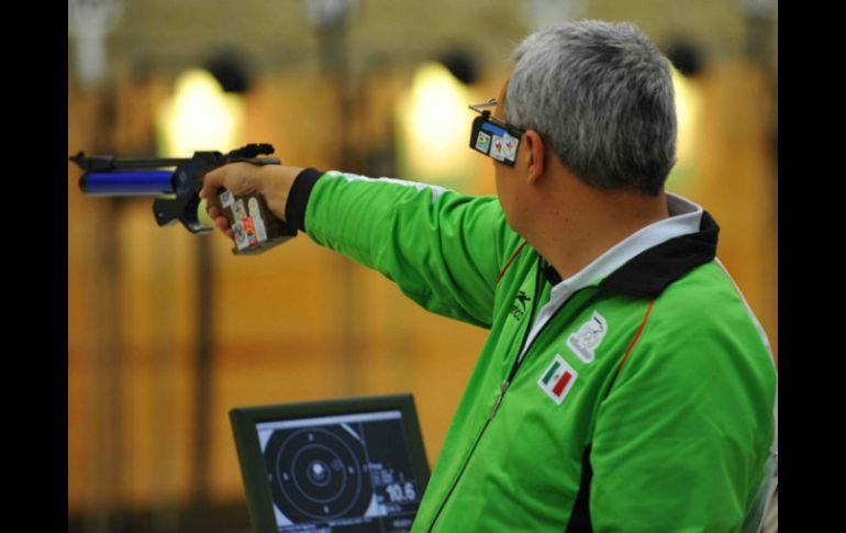 El mexicano salió molesto de la prueba. MEXSPORT  /