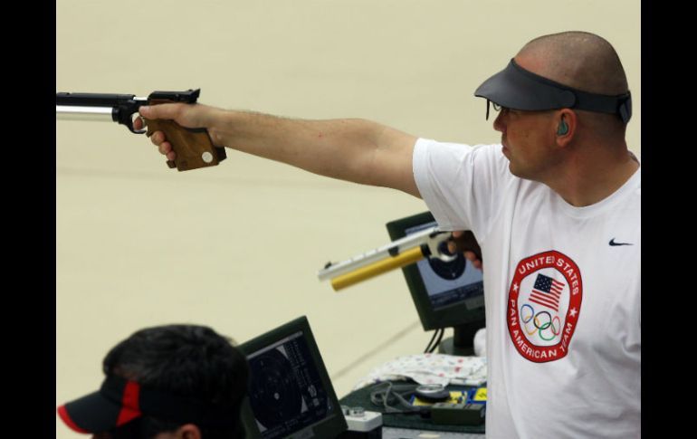 Szarenski logra ganar otra presea dorada para Estados Unidos. AP  /