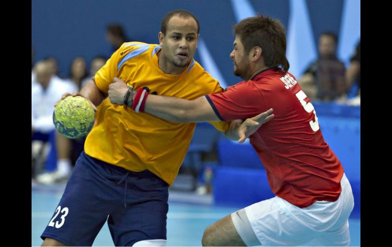 El segundo encuentro de balonmano varonil fue bastante complicado. NTX  /