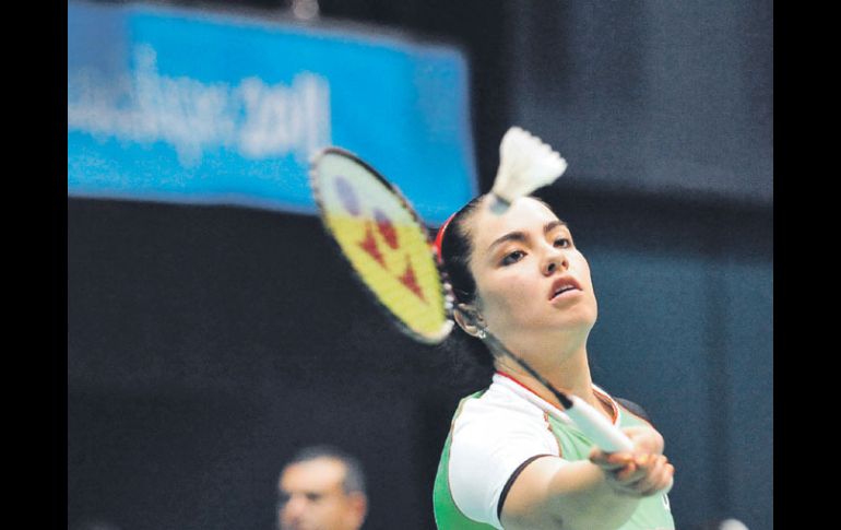 La representante mexicana enfrenta hoy en semifinales a la canadiense Millelle Li. EFE  /