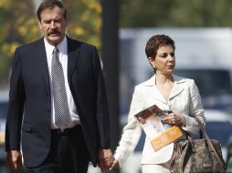 Vicente Fox y su esposa Marta Sahagún recorren las calles de Washington, antes de la conferencia. AP  /