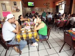 Los restaurantes de los Centros Históricos son los más concurridos por los turistas.  /