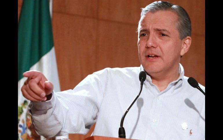 El secretario de Desarrollo Social, Heriberto Félix Guerra, dijo que es necesario que los estados deben  hacer más proyectos sociales.  /