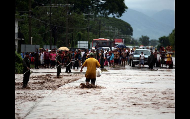 El huracán Jova azotó la Costa de Jalisco la semana pasada.  /