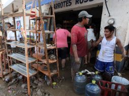 El huracán dejó afectaciones en cientos de viviendas.  /