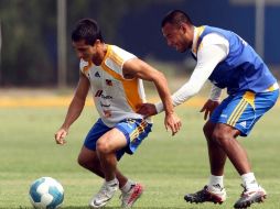 Danilo y Edgar Pacheco durante un entrenamiento de cara al clásico regiomontano. MEXSPORT  /