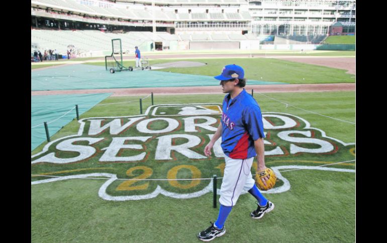 El segunda base de los Rangers de Texas, Ian Kinsler, jugador clave en el segundo partido para el triunfo de su equipo. REUTERS  /