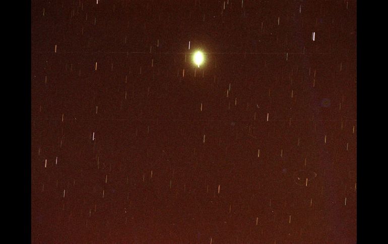 El cometa Halley de hecho produce dos lluvias de estrellas al año, las Oriónidas y las Eta Acuáridas en mayo. ARCHIVO  /