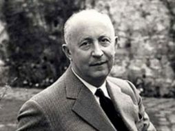 El diseñador nació el 21 de enero de 1905, en Graville, Francia, y falleció el 24 de octubre de 1957. ESPECIAL  /