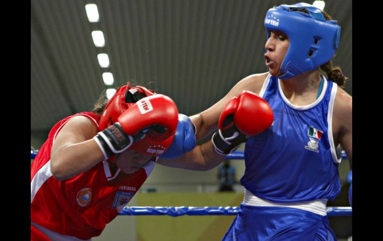 Hoy el box aseguró tres medallas. MEXSPORT  /