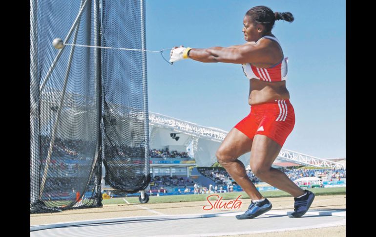 La cubana Yipsi Moreno se dispone a lanzar el martillo, prueba en la que ganó el oro e impuso récord panamericano. REUTERS  /