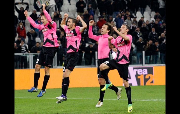 Jugadores de Juventus celebrando su triunfo. REUTERS  /