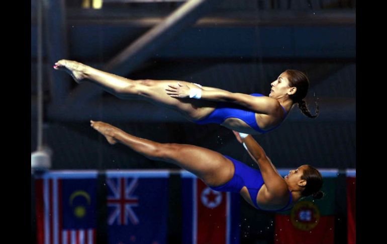 Tatiana Ortiz y Paola Espinosa pasaron a la final y acercaron a México al medallero. MEXSPORT  /