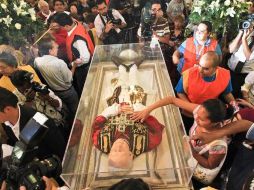 Los restos del beato llegaron hoy a la Catedral de Guadalajara, luego de un recorrido por el municipio de Tala.  /