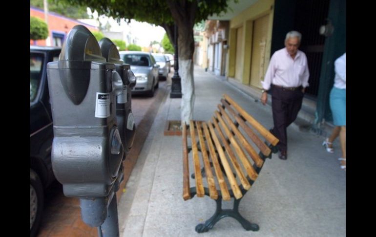 Los parquímetros actuales, serán remplazados por equipos electrónicos. ARCHIVO  /