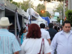 Día a día se suman más visitantes al corredor cultural Jalisco Fan Fest.  /