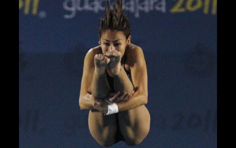 El oro para Espinosa se definió en el último clavado, en el que obtuvo las mejores calificaciones. REUTERS  /