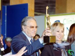 Joaquín Cordero fue uno de los galardonados en la noche de Las lunas del Auditorio. ARCHIVO  /