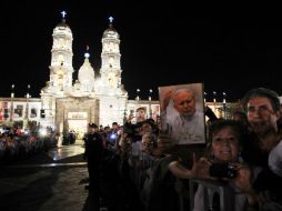 Cabe referir que el paso de las reliquias en Zapopan supuso una vela con agrupaciones de jóvenes.  /