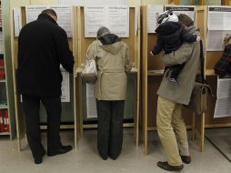 Los votantes irlandeses empezaron hoy acudir a las urnas para elegir a su nuevo presidente. AFP  /