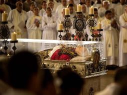 En la imagen la misa en el Santuario de los Mártires con la presencia de las reliquias de Juan Pablo II.  /