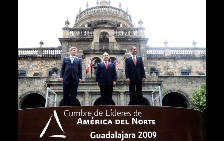 Los tres líderes se reunieron ya en Gualadajara en agosto de 2009. ARCHIVO  /