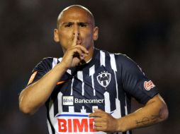 Humberto Suazo se une a las bajas de Monterrey a causa de un problema en el estómago. MEXSPORT  /