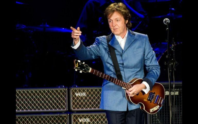 Después de un concierto, McCartney dijo a las autoridades del museo que deseaba contribuir a la restauración del piano. ARCHIVO.  /