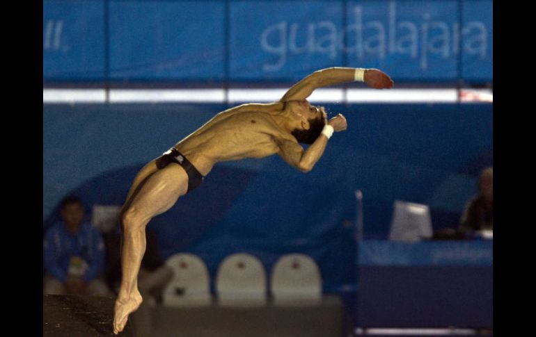 Rommel Pacheco concluyó sus clavados en preliminares ubicándose en el primer puesto. MEXSPORT  /