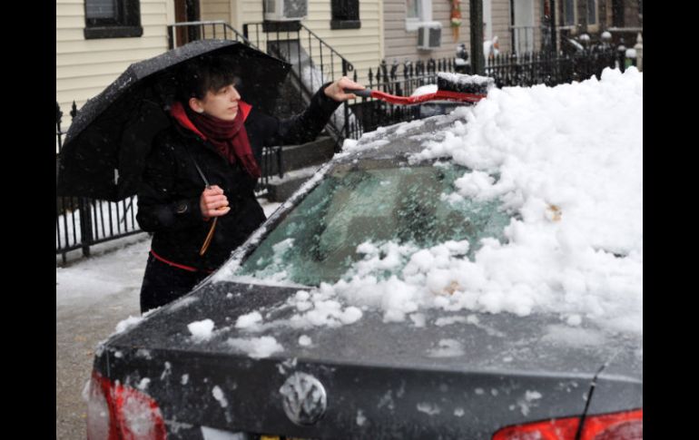 En ciudades como Boston se espera que la precipitación llegue a los ocho centímetros de nieve. EFE  /