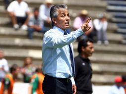 Sergio Bueno, técnico de Puebla, ha dejado satisfecha a la directiva del equipo con sus resultados. MEXSPORT  /