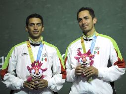 Alberto y Arturo Rodriguez, ganadores de medalla de oro en frontón varonil. MEXSPORT  /