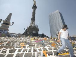 El Ángel de la Independencia, lugar elegido para recordar a los 50 mil caídos por la lucha contra el crimen organizado. NTX  /