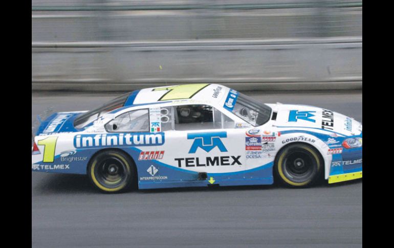 El piloto está en la posición 13 del campeonato con mil 427 puntos. MEXSPORT  /