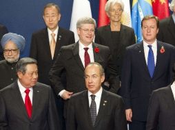 Calderón se encuentra con varios líderes mundiales en la reunión del G-20. AFP  /