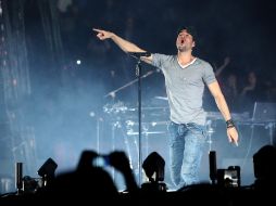 Iglesias es uno de los artistas latinos más celebrados y reconocidos, ha vendido más de 65 millones de álbumes en todo el mundo. AFP  /