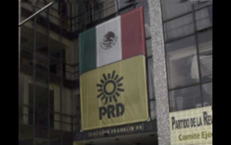 El Trife ordenó al PRD renovar sus Consejo Nacional a más tardar el 15 de noviembre. EL UNIVERSAL  /