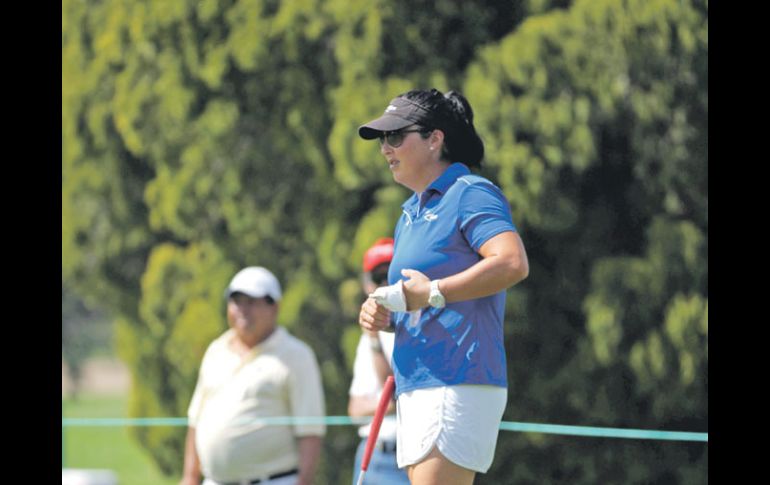 La duranguense Lilí Álvarez practicó fuerte ayer, y se le vio muy emocionada por jugar la cuarta edición.  /