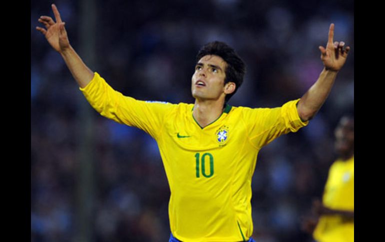 Kaká no ha vestido la camiseta 'canarinha' desde la Copa del Mundo de Sudáfrica 2010. ESPECIAL  /