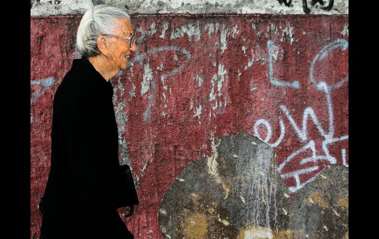 Muchos ancianos de un siglo señalan que el estilo de vida es el secreto de la longevidad. ARCHIVO  /