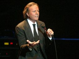 Julio Iglesias ofrecerá un recorrido por los temas más representativos de su carrera musical.  /