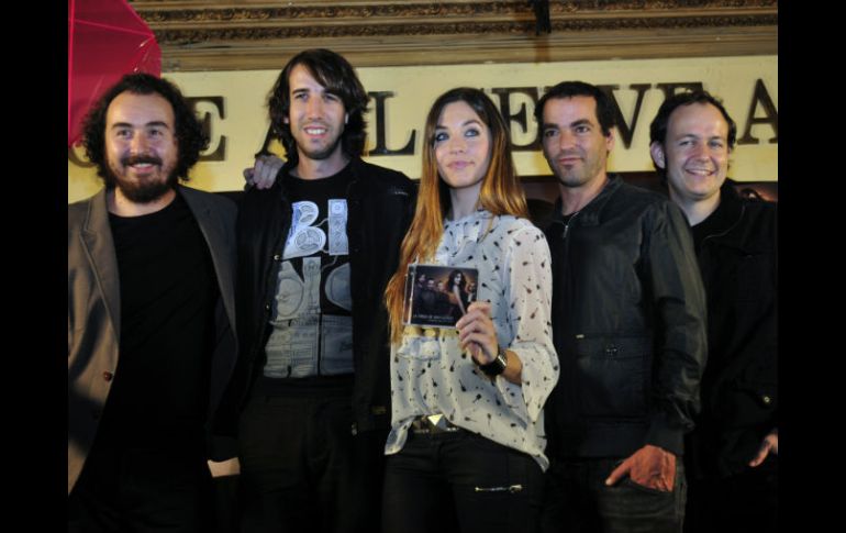 En México la Oreja de Van Gogh está en número uno. EFE  /