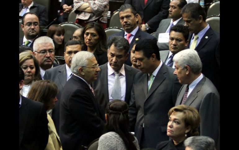 Los trabajos de la sesión concluyeron al agotarse los asuntos en cartera. NTX  /