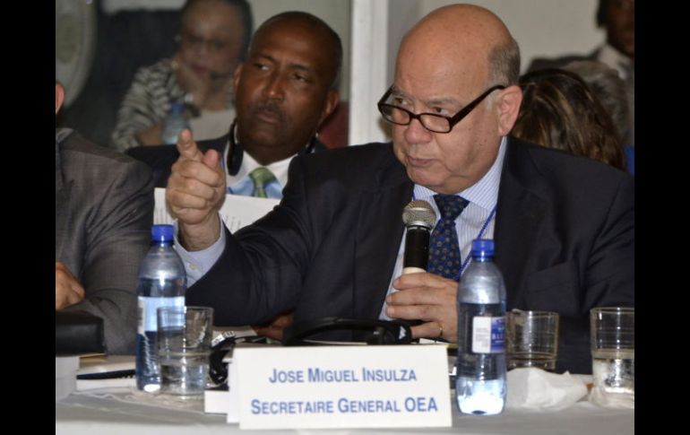 El secretario general de la OEA, José Miguel Insulza, dijo que Francisco Blake será recordado por su vocación de servicio.  /