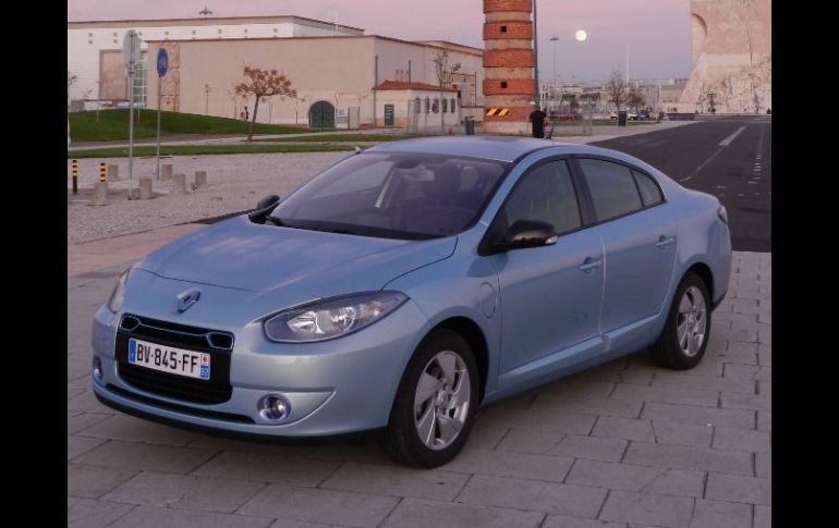 Renault Fluence ZE.  /